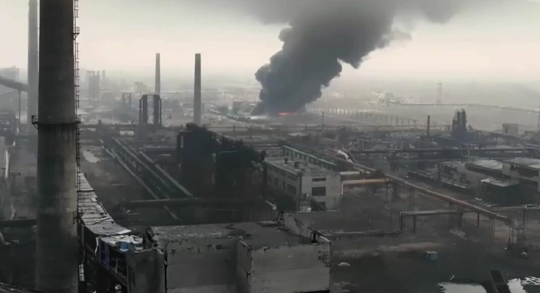 Украинские защитники уничтожили вражеский расчет ПТРК в развалинах Авдеевского коксохима (видео)