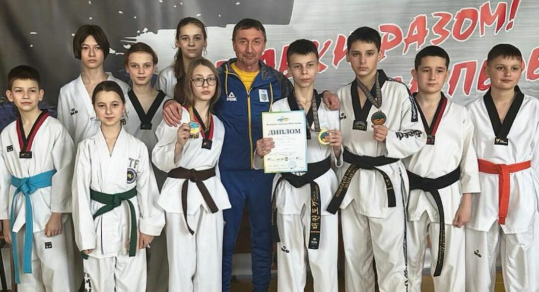 Юные тхэквондисты с Донетчины завоевали 4 медали на чемпионате Украины в Луцке (фото)