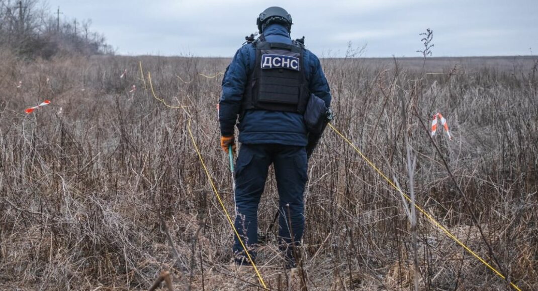 За неделю пиротехники Луганского гарнизона ГСЧС обезвредили почти 70 взрывоопасных предметов