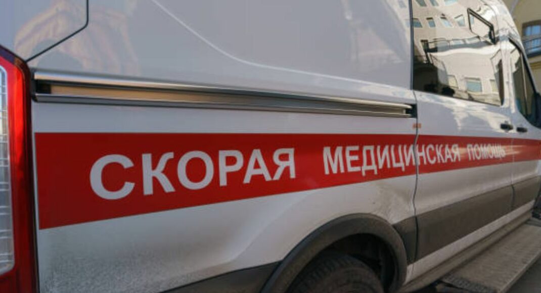 В окупованому Ювілейному на Луганщині жінка померла, бо "швидка" їхала до неї три години