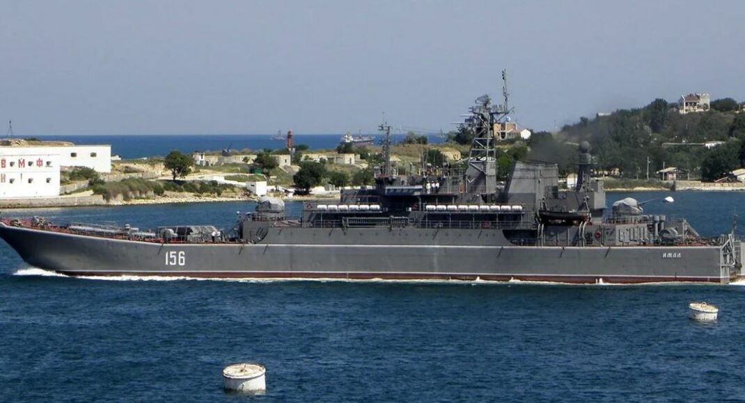 Стали известны детали повреждений пораженного российского большого десантного корабля "Ямал"