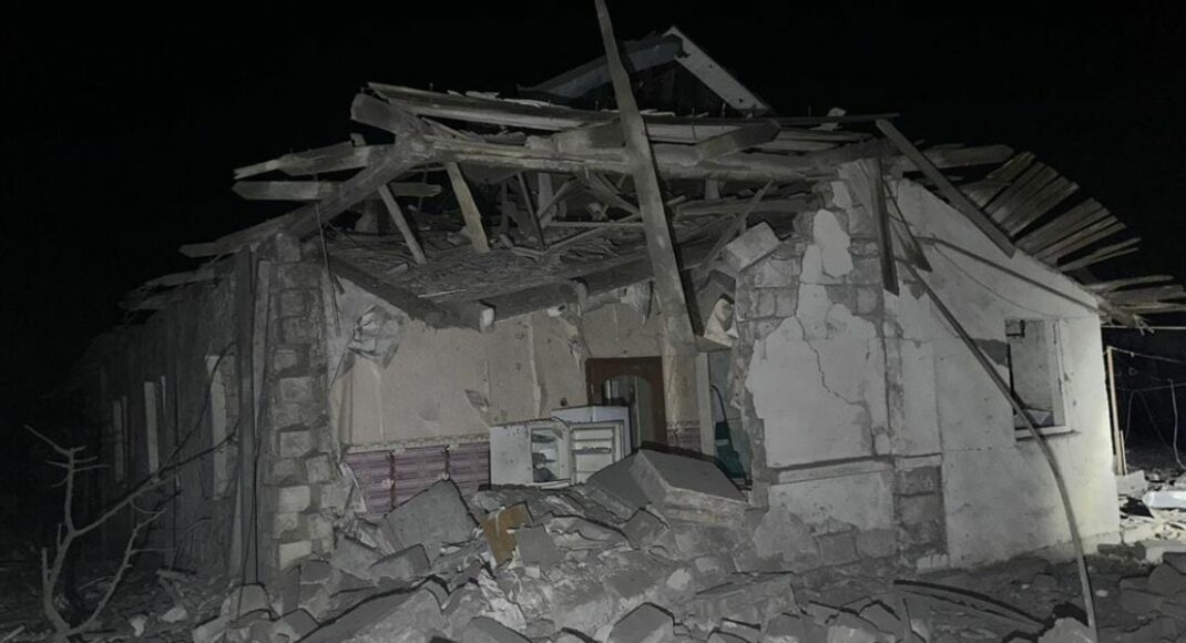 Росіяни 11 разів обстріляли населені пункти Донеччини: постраждали громади у трьох районах