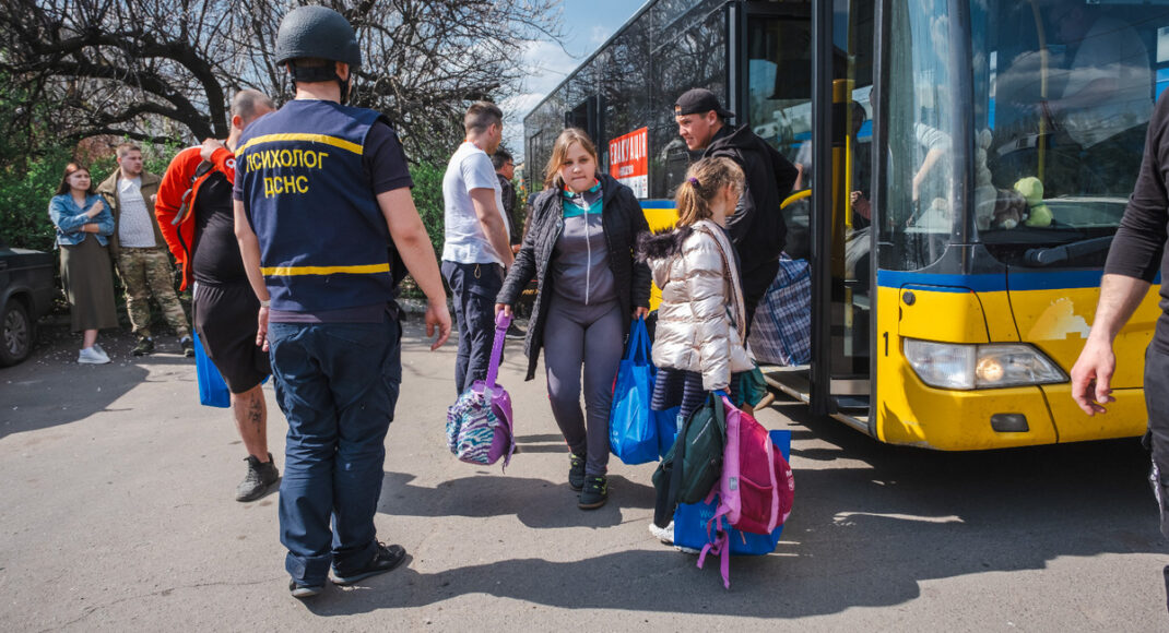 Из Донецкой области эвакуировали еще 22 ребенка
