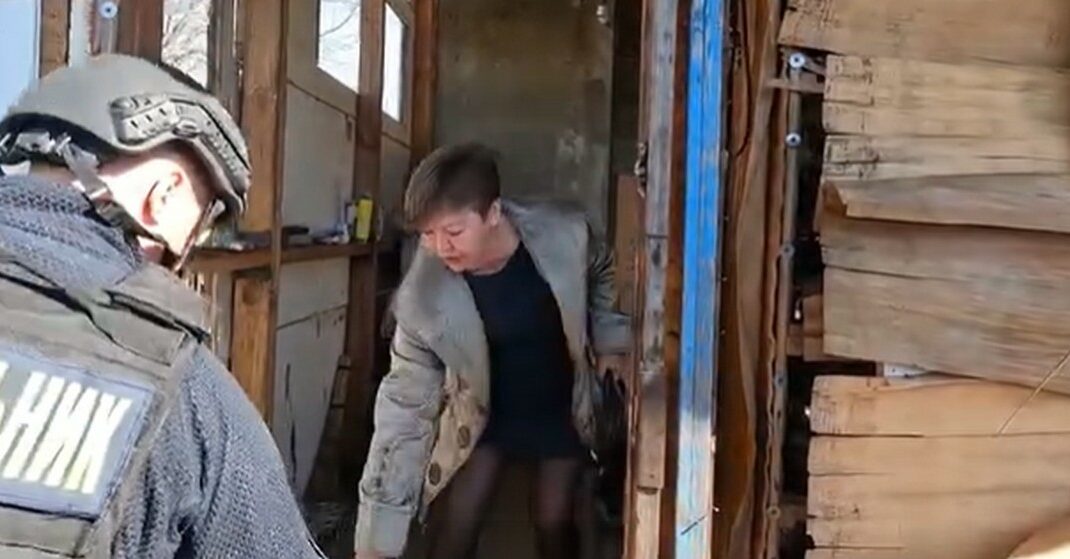Спасатели эвакуировали 5 жителей Покровского района (видео)