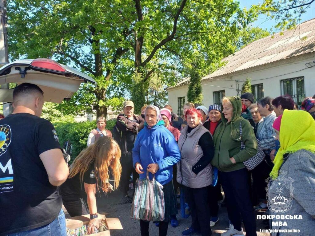 Від БО GEM 6000 родин з Покровської громади безоплатно отримали насіння (фото)