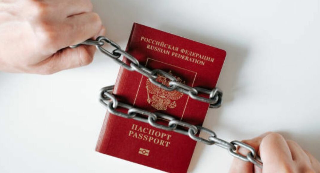 Паспортизація у Донецьку: погрози та обмеження після 10 років російської окупації