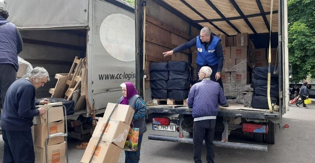 У Селидовому люди похилого віку 80+ отримали продовольчі набори