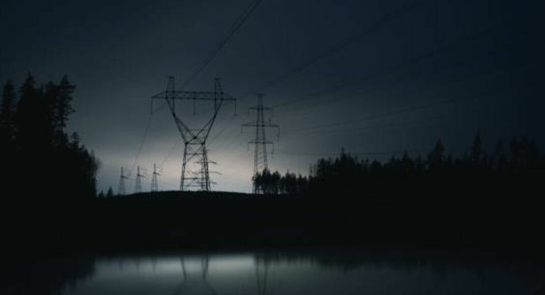 Завтра в Украине электроэнергию также будут выключать в течение полных суток