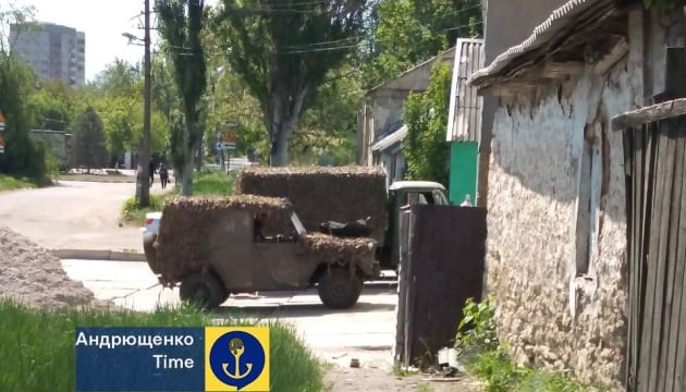 У Маріуполі помічено рух у бік Волновахи російських військових вантажівок