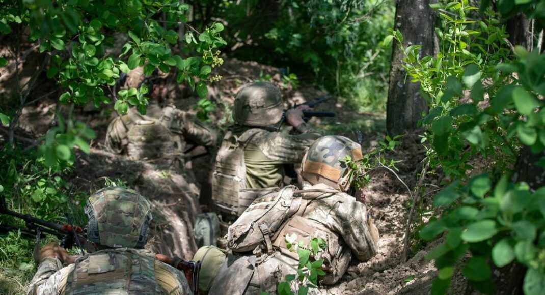 Росіяни 31 раз атакували позиції захисників України: 20 атак ще тривають