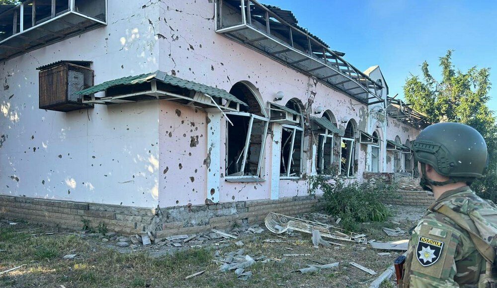 Двое убитых, восемь раненых мирных жителей — последствия российских атак в Донецкой области за сутки