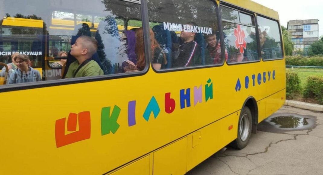 З населених пунктів Лиманської та Іллінівської громад примусово евакуюватимуть дітей