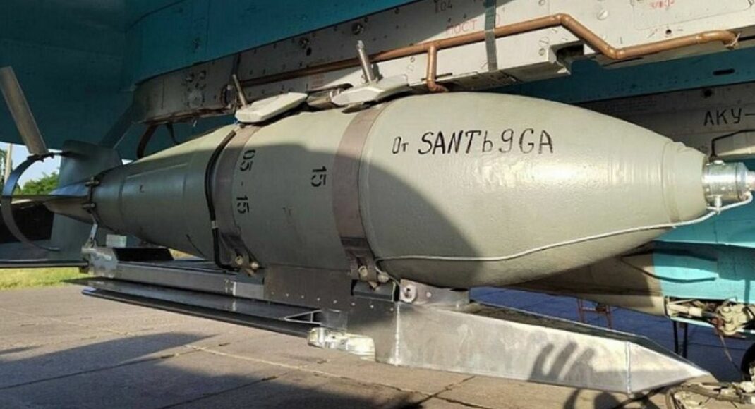 За неделю россия применила против Украины более 800 управляемых авиационных бомб, — Зеленский