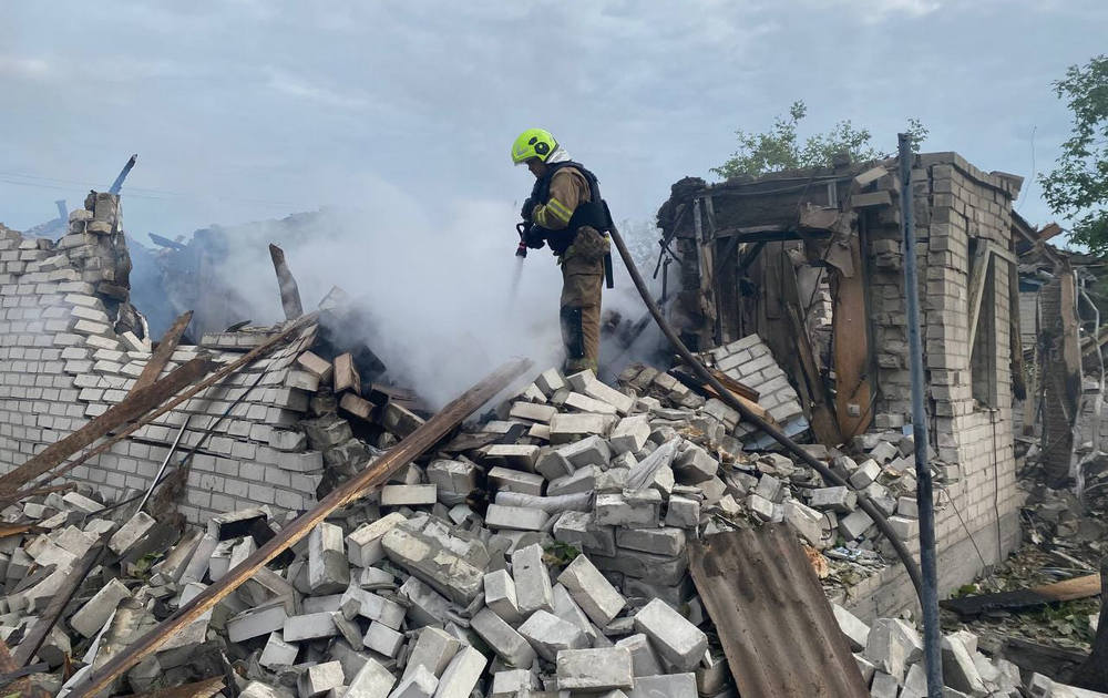 В Лимані рятувальники ліквідували пожежі житлових будинків, спричинені обстрілом