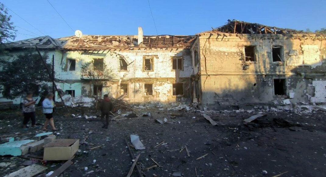 Армія рф накрила вогнем 10 населених пунктів Донеччини: куди поцілили (фото)