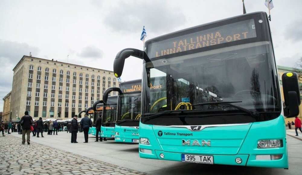 Українських біженців в Естонії позбавлять права на безплатний проїзд у повітовому транспорті