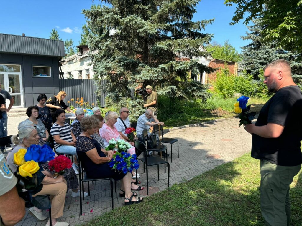 у Святогірську відкрито інсталяцію у пам'ять про загиблих героїв 2