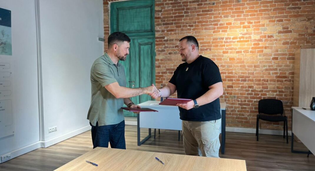 Рубежанская ГВА вместе с Мариупольским городским советом подписали Декларацию Солидарности несокрушимых городов