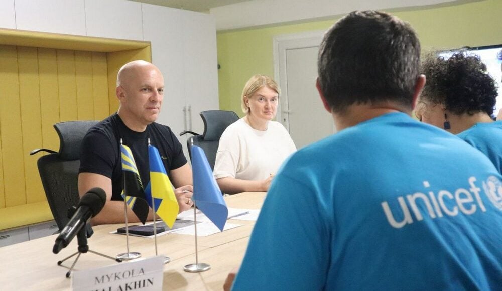 Руководство ЮНИСЕФ и Донецкой ОВА обсудило проблемы и потребности Донецкой области