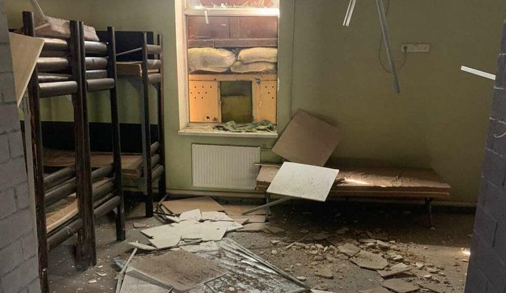 В Дружковке вражеским обстрелом была повреждена пожарно — спасательная часть (фото)