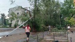 Затопленные квартиры и пожары — последствия шторма в оккупированном Мариуполе (фото, видео)
