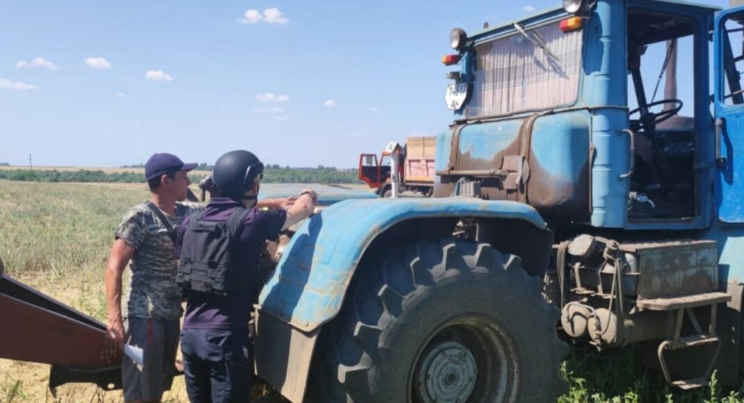 В Донецкой области спасатели напомнили аграриям правила пожарной безопасности во время уборки урожая