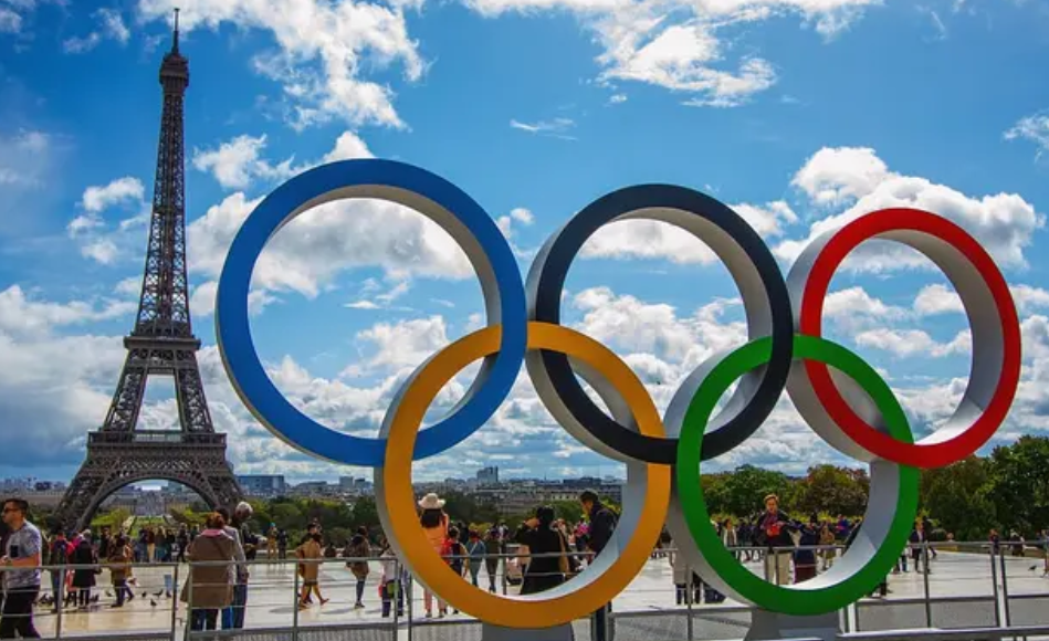 Франція не допустила до Олімпійських ігор журналістів та техпрацівників з рф та Білорусі