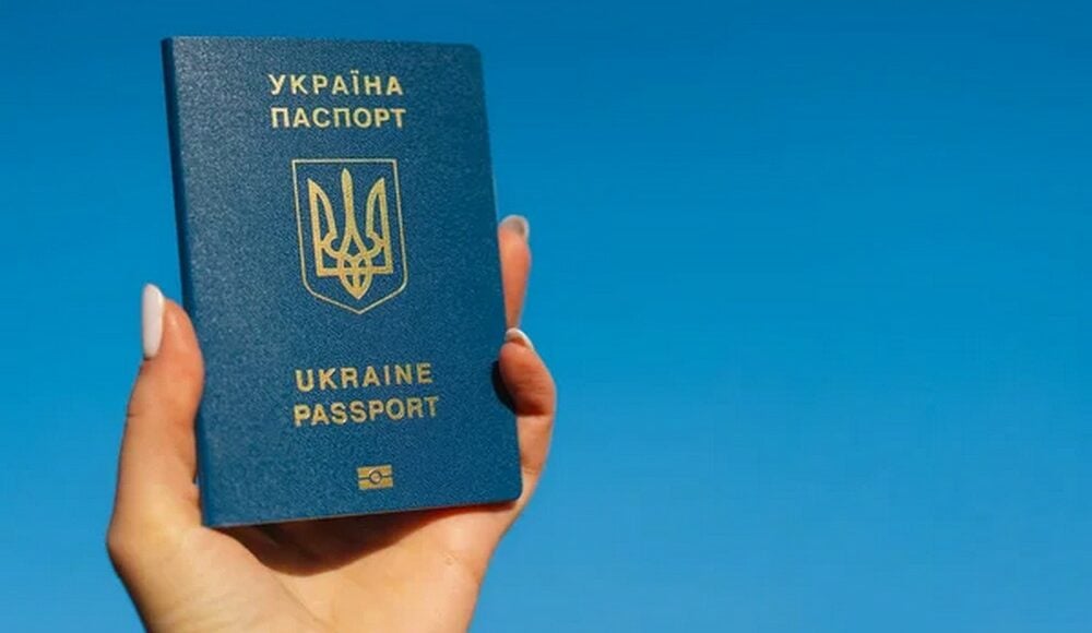 Правозахисники пояснили, як вступникам з ТОТ отримати український паспорт (відео)