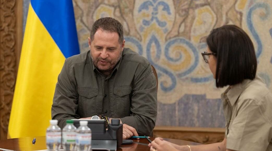 Єрмак обговорив підтримку України з боку США, посилення ППО і результати першого Саміту миру з помічником Байдена