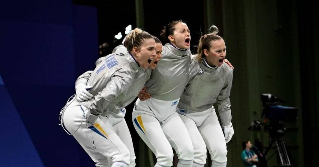 Первое золото на Олимпиаде-2024: украинские фехтовальщицы победили сборную Южной Кореи