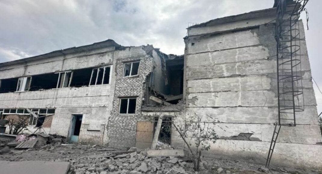 Росіяни 21 раз обстріляли населені пункти Донеччини: постраждали Покровський, Краматорський та Бахмутський райони