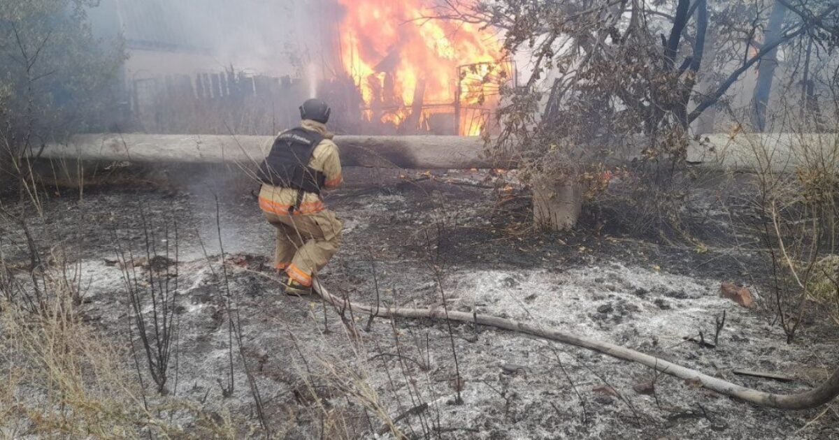 На Донеччині рятувальники ліквідували за добу 27 пожеж