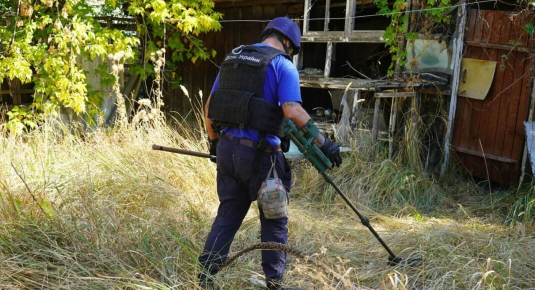 На Донеччині піротехніки знешкодили ще 34 вибухонебезпечних предмета