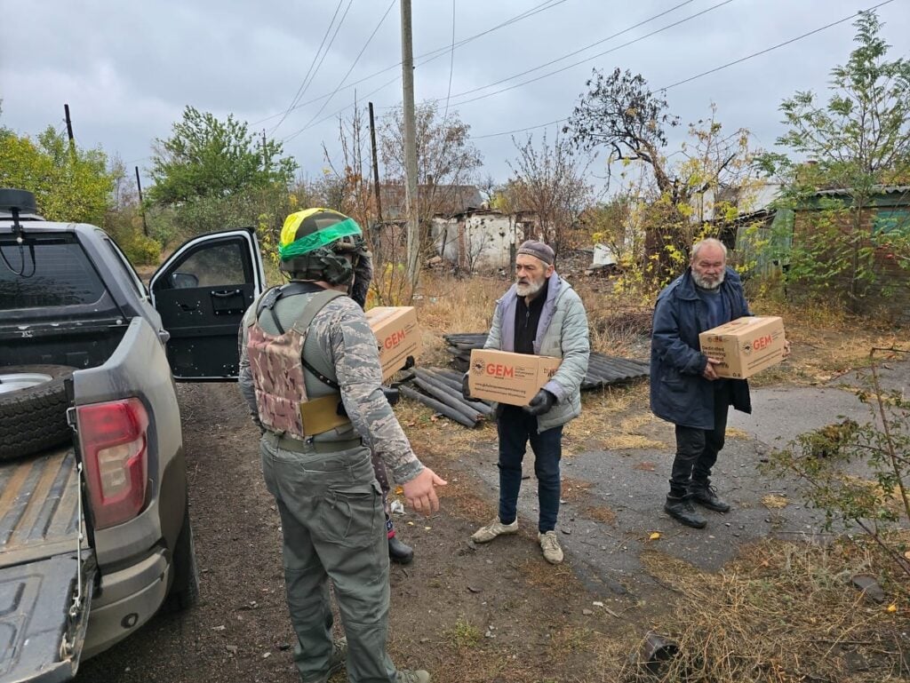 До 4 населених пунктів Краматорського та Бахмутського районів привезли гуманітарну допомогу від GEM та HGBF 1