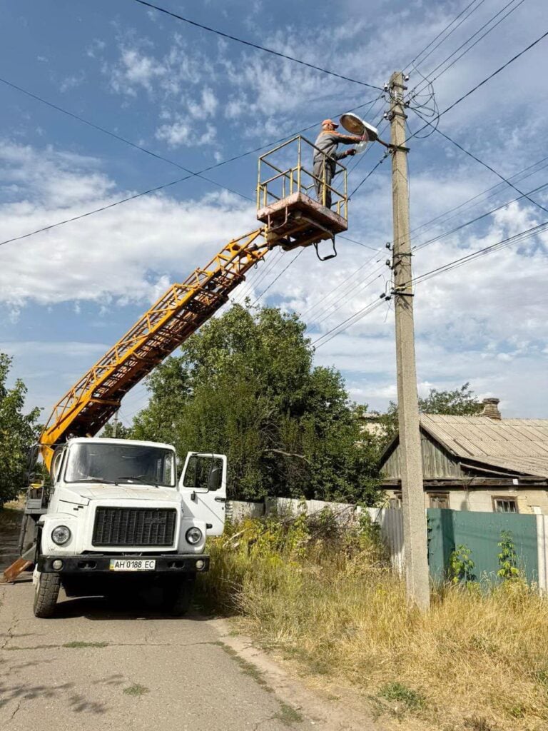 У Краматорську відтепер вуличне освітлення працює зранку