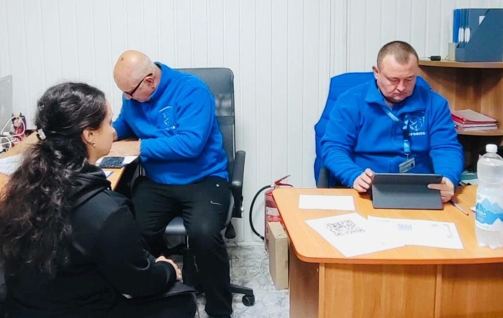 Покровське УСЗН у Дніпрі продовжує підтримувати евакуйованих мешканців громади