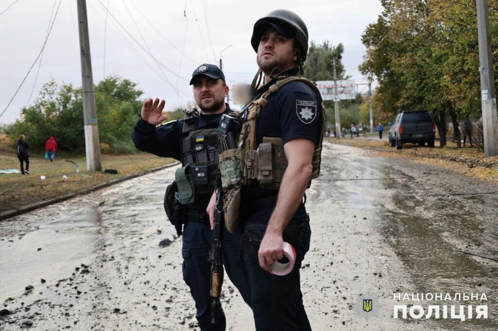 У Слов’янську 5 людей з дворічною дитиною поранено обстрілом (фото)