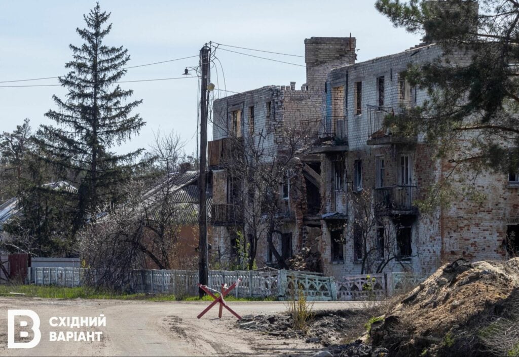 Зруйноване житло на Донеччині