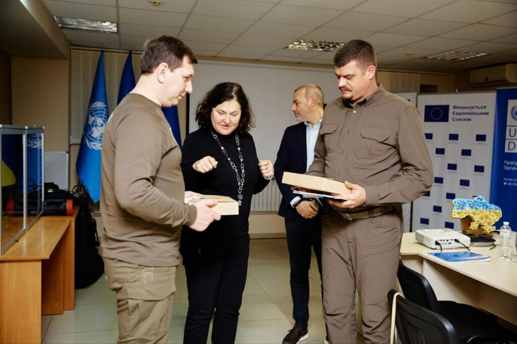 Посолка ЄС в Україні та представники Програми розвитку Організації Об'єднаних Націй готові підтримувати Луганщину, — Лисогор