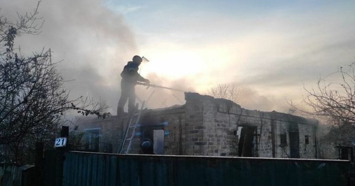 У Покровську рятувальники ліквідували пожежу житлового будинку