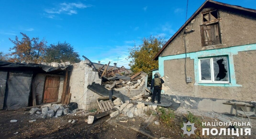 Поліцейські зафіксували 2465 ворожих обстрілів по Донеччині за добу