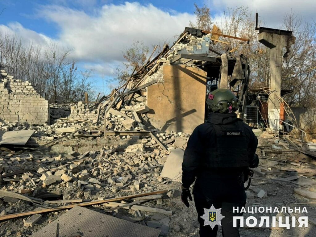 Поліція зафіксувала 2 966 ворожих ударів по Донеччині за добу