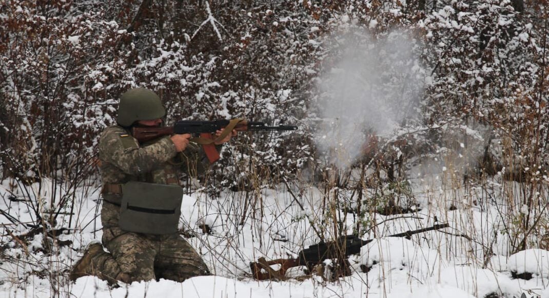 Сьогодні кількість боїв на фронті вже перевалила за 200: подробиці від Генштабу ЗСУ