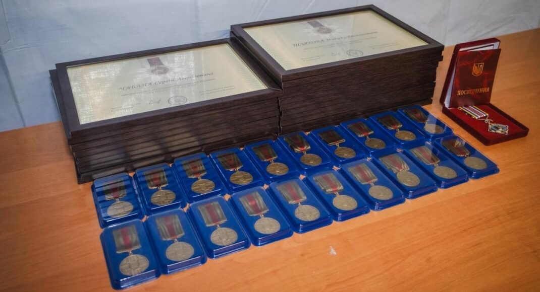 21 рятувальника Донеччини відзначено державними нагородами (фото)