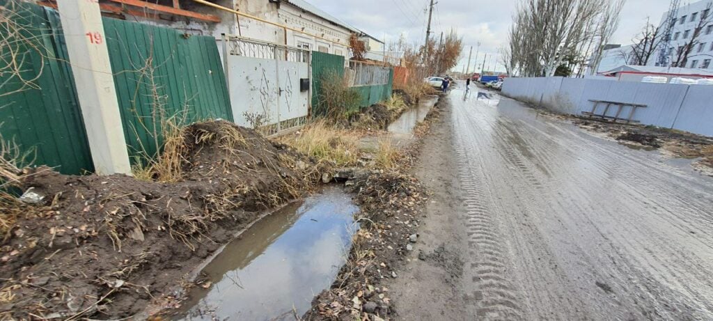 Маріупольці в окупації скаржаться на руйнування будинків