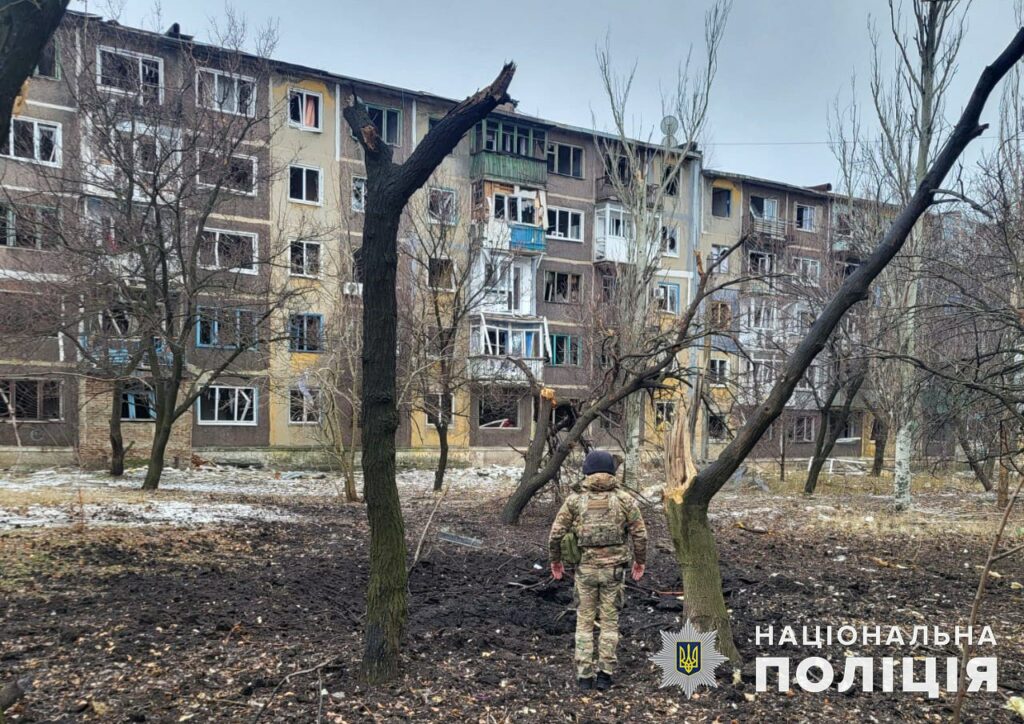 Протягом доби поліція зафіксувала 2645 ворожих ударів по Донеччині