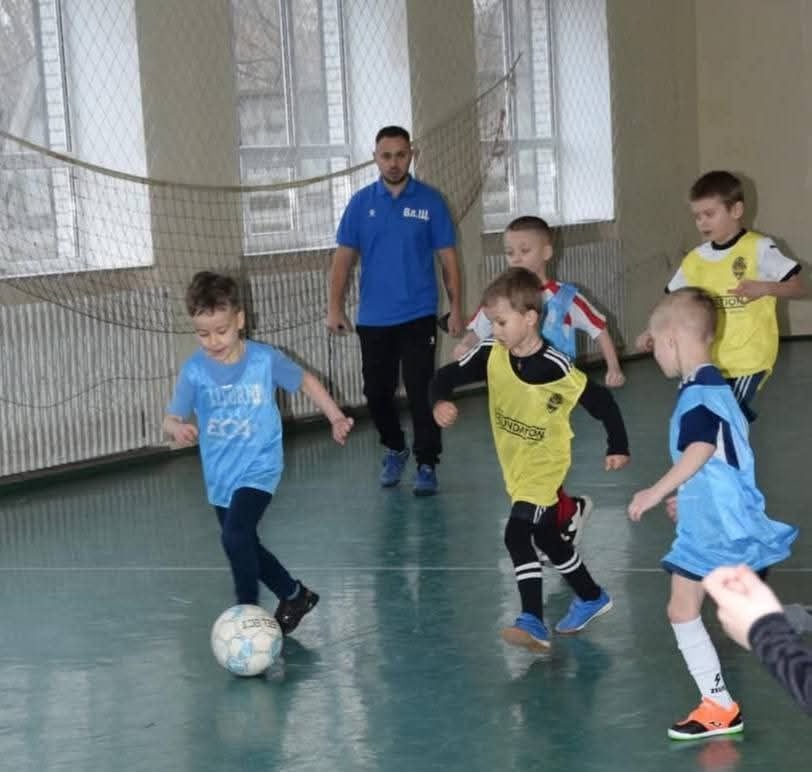 Юні футболісти з Донеччини взяли участь у турнірі для дітей-переселенців в Умані