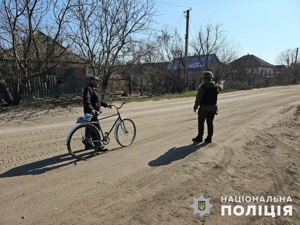 За рік поліцейські евакуювали майже 700 людей з Лиманської громади (фото)