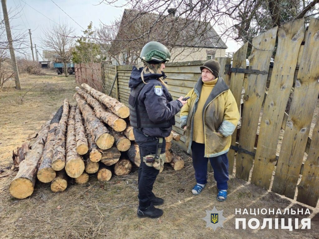 За рік поліцейські евакуювали майже 700 людей з Лиманської громади (фото)