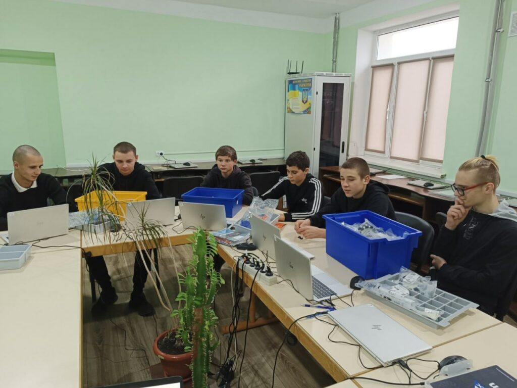 На Рівненщині відкрився Центр інформаційних технологій Бахмутського центру профтехосвіти
